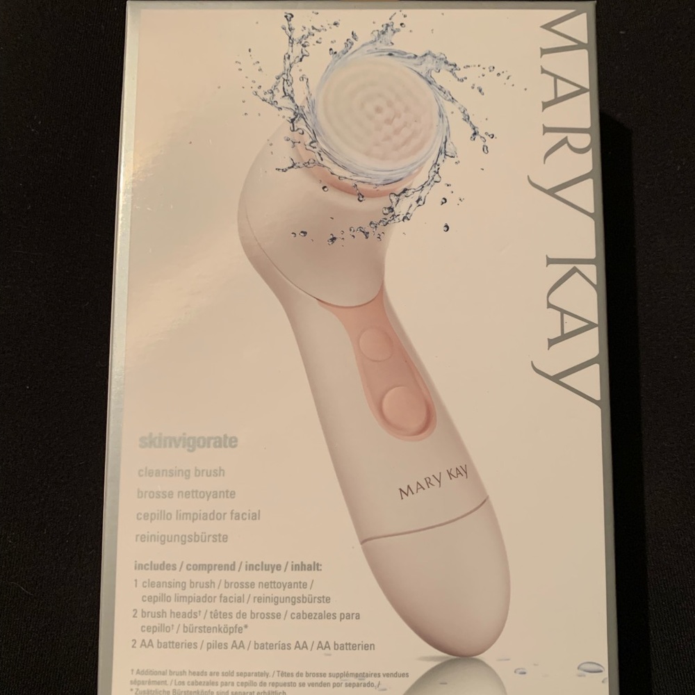 Mary Kay Skinvigorate cleansing brush